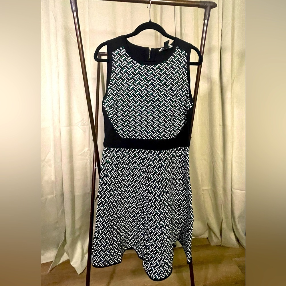 White House Black Market Diamond green for & flare dress.